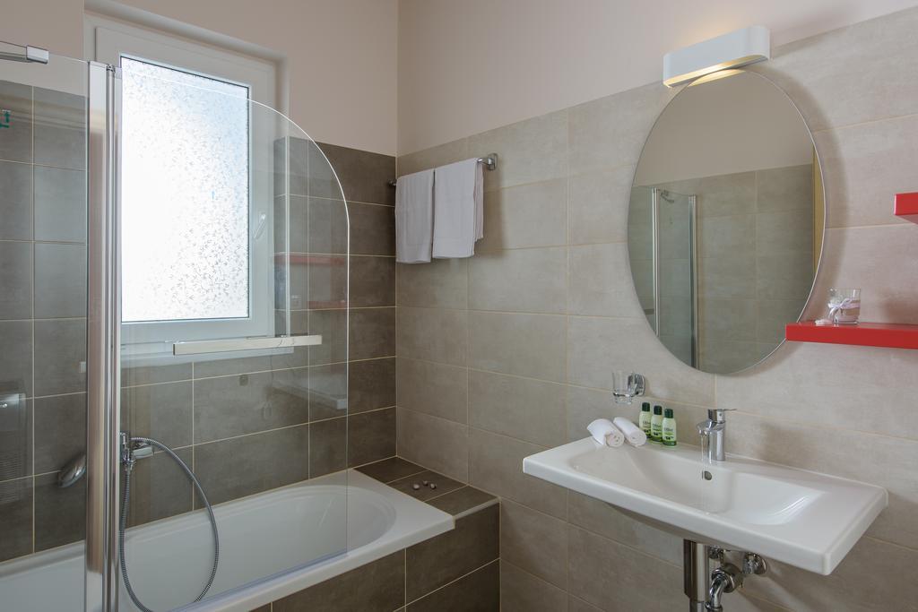 Koukos Villas Stalós Rom bilde