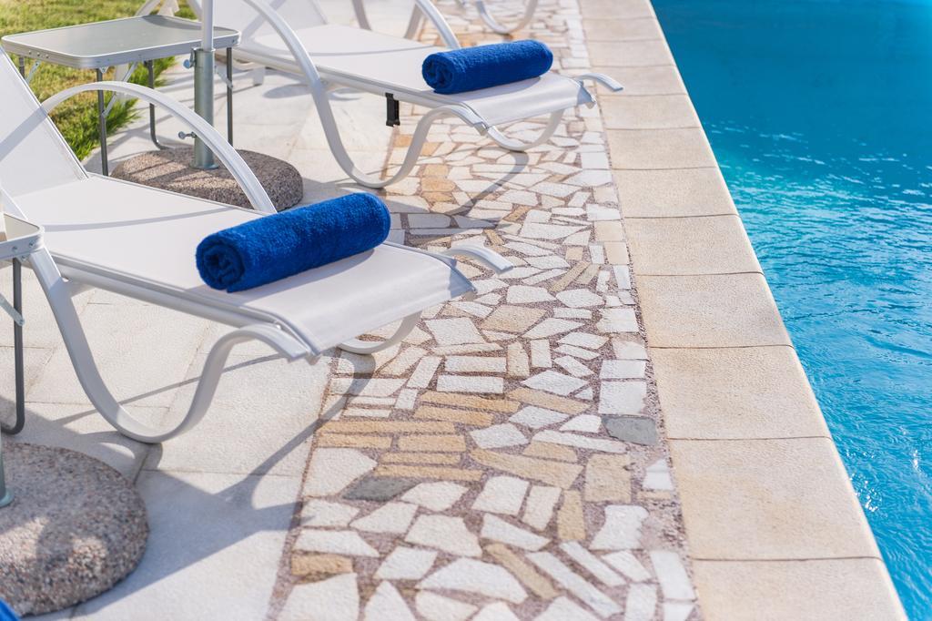 Koukos Villas Stalós Rom bilde