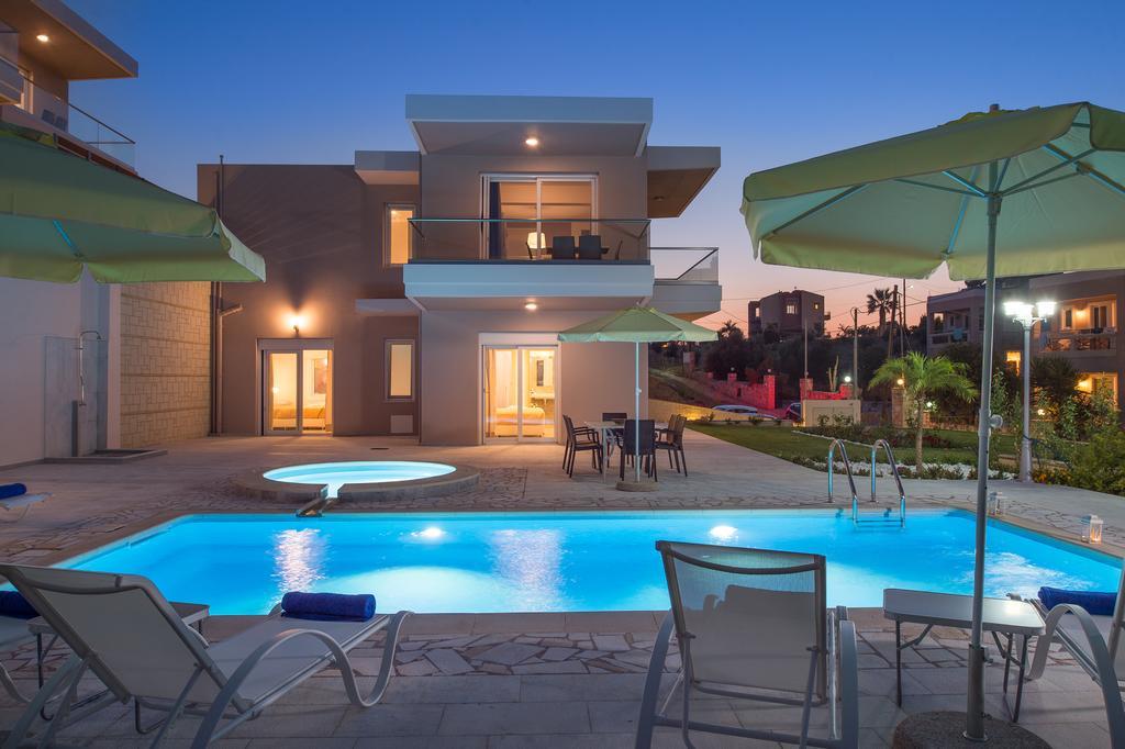 Koukos Villas Stalós Rom bilde