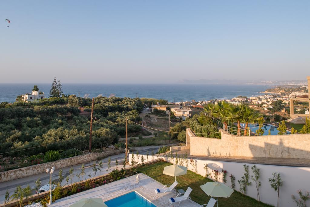 Koukos Villas Stalós Rom bilde