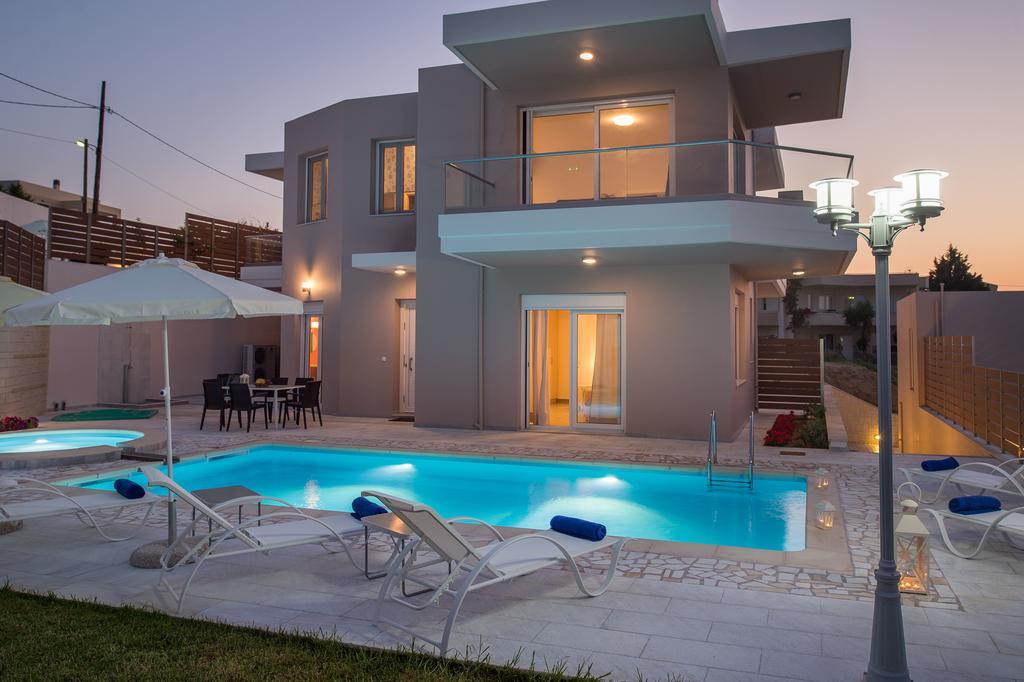 Koukos Villas Stalós Rom bilde
