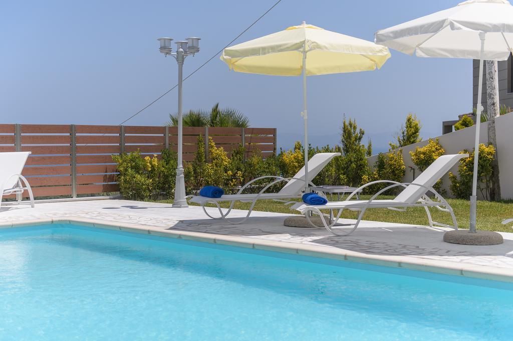 Koukos Villas Stalós Rom bilde